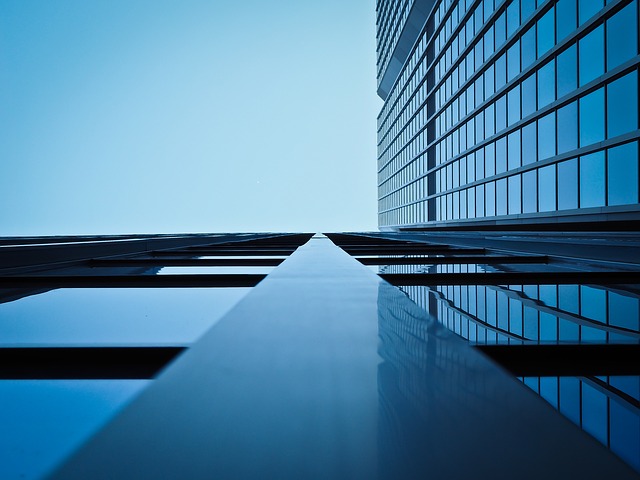 Let our apartment movers handle every hard task that comes your way and enjoy your new beginning! Tall building - something our apartment movers can handle.