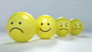 smiley faces that represent your emotions while decluttering your estate