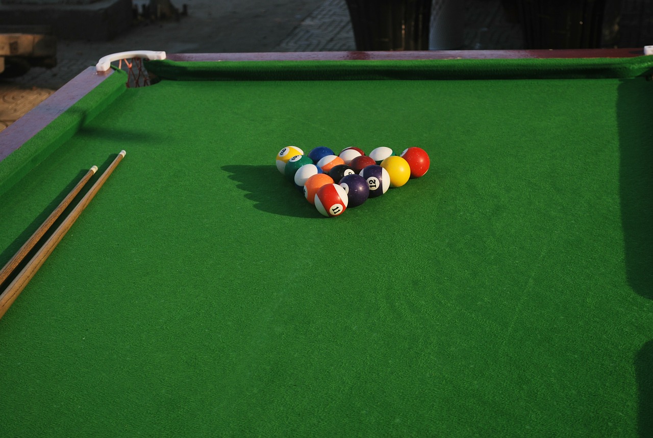 Disassembling a pool table – a short guide