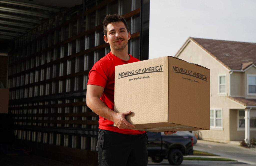 Electronic-Moving-Advantages-Of-Hiring-Professional-2000-X-1300
