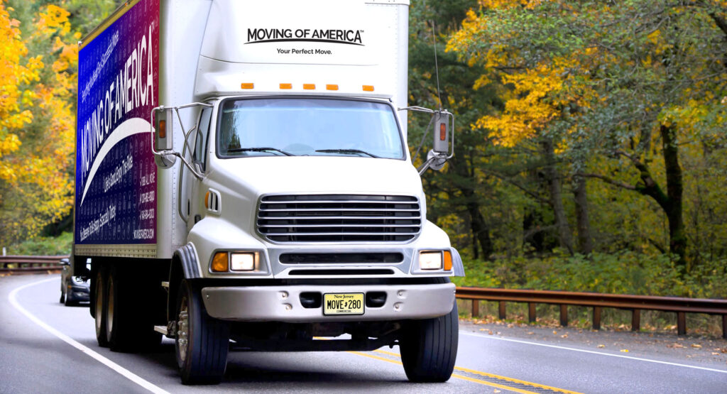 Local-Moving-Local-Moving-or-Long-Distances-Seamless-Moves-2400-X-1300 (1)