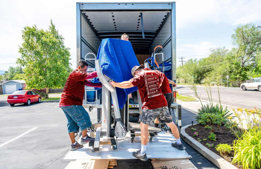 Movers-like-magic-Our-Magical-Array-Of-2000-X-1300