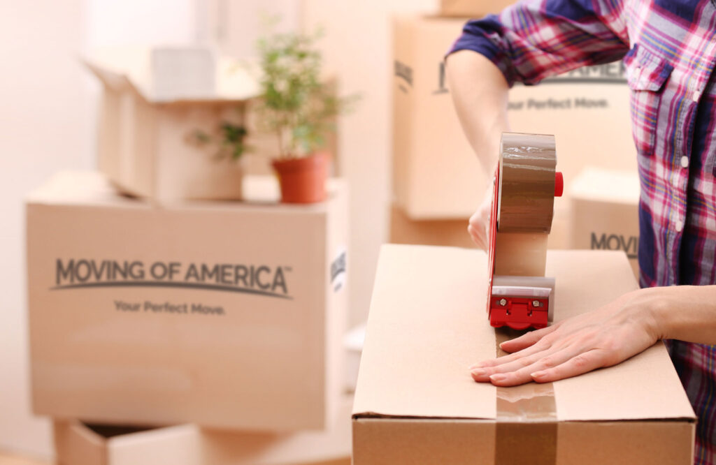 Moving-and-packing-Left-side-Moving-Will-You-Be-Ready-2000-X-1300 (3)