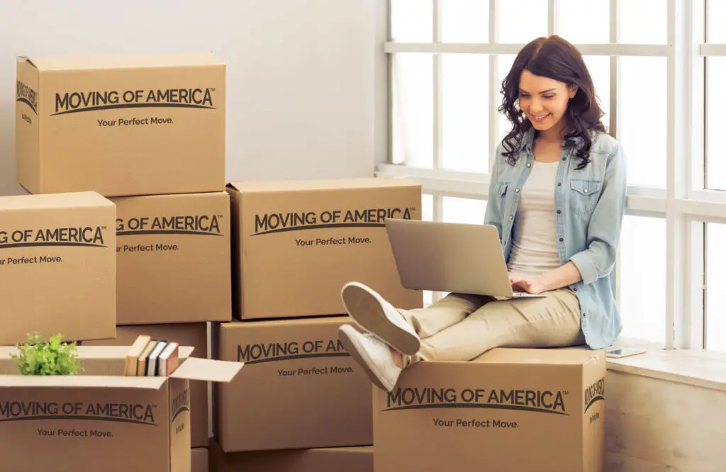 COLLEGE-MOVERS-Experienced-College-Movers-—-Enjoy-services-of-a-professional-school-moving-crew-from-Moving-of-America
